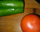 Foto del paso 2 de la receta: Achad 🥗 🍅 Ensalada fresca para acompañar comidas picantes