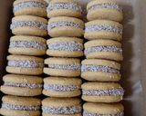 Foto del paso 7 de la receta: Alfajores de maicena de Silvia