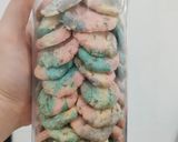 Foto langkah ke 13 dari resep Kue Kering Sagu Keju Rainbow.