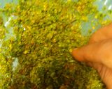 A picture of step 2 of Green Chilli Powder.
