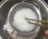 Hình bước làm 7 của món Bún móng giò dọc mùng