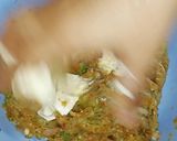 A picture of step 4 of Chicken cheese kabab.