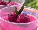 Foto langkah ke 5 dari resep Puding susu buah naga.