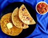 A picture of step 9 of Egg Stuffed Paranthas.