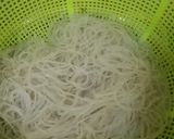 Hình bước làm 1 của món Miến dong xào tôm