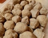 Foto langkah ke 5 dari resep Bakso Sapi Homemade.