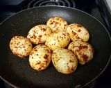 A picture of step 5 of Easy egg and onion fry masala.