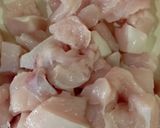 Foto langkah ke 1 dari resep Ayam Goreng Kunyit Malaysia.