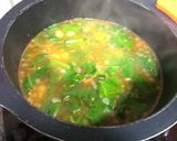 Foto del paso 4 de la receta Potaje de garbanzos con acelgas y huevo