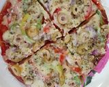 A picture of step 6 of Rava Semolina Pizza.