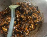 Foto langkah ke 4 dari resep Ayam kukus jamur.