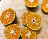 Hình bước làm 1 của món Nước Hạt Chia Vị Quýt