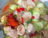 Foto langkah ke 3 dari resep Tumis Oyong Jamur Enoki.