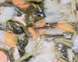 รูปขั้นตอนการทำที่ 1 ของ ต้มจับฉ่ายอกไก่