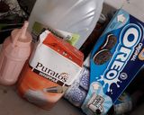 A picture of step 3 of Whip cream drink.