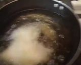A picture of step 5 of Indian Punjabi Samosa.