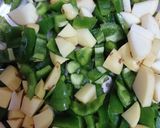 शिमला आलू की भुजिया (shimla aloo ki bhuijiya recipe in Hindi) रेसिपी चरण 1 फोटो