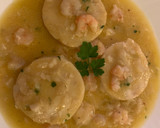 Foto del paso 2 de la receta: Merluza en salsa de gambas