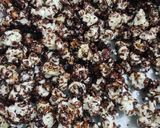Foto langkah ke 4 dari resep Popcorn Rasa Coklat.