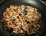 Foto del paso 3 de la receta: Arroz con bacon y tortilla