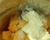 A picture of step 1 of Musk Melon Smoothie.