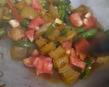Foto langkah ke 5 dari resep Asem Manis Tumis Kikil.