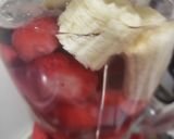 Foto del paso 1 de la receta: Batido de fresa y banana 🍓🍌