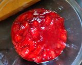 A picture of step 2 of Strawberry pudding.