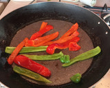 Foto del paso 1 de la receta: Arroz y costillejas