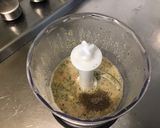 Une image de l'étape 3 de Sauce salade à l'huile d'avocat, vinaigre de ciboulette et moutarde fine.