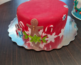 Foto del paso 10 de la receta: Pastel navideño decorado con fondant