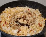 Foto langkah ke 3 dari resep Nasi Goreng Telur (Bumbu Iris) ala Uni Gliantika.