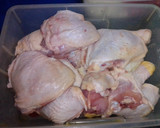 Foto del paso 1 de la receta: Pollo y fideos a la crema de leche que se me ocurrió a mí