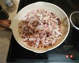 Foto del passaggio 7 della ricetta Crema di cicerchia greca (fava), con cipolle caramellate