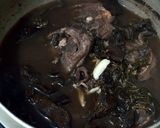Foto del paso 1 de la receta: Escabeche de cordero al vino tinto con hongos secos