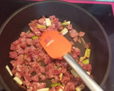 Foto del paso 2 de la receta: Huevos gratinados con puré de patata