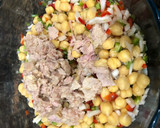 Foto del paso 3 de la receta: Ensalada de garbanzos con espárragos salteados