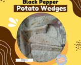 Foto langkah ke 2 dari resep Black Pepper Potato Wedges.