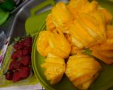 Foto langkah ke 1 dari resep Es Ambyar mudah 🍓🍍.