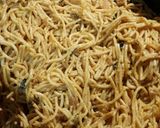 A picture of step 8 of Garlic spagetthi noodles.