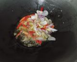 Foto langkah ke 1 dari resep Tumis brokoli wortel.