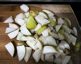 A picture of step 1 of Spicy Pear Chutney.