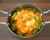 A picture of step 4 of Paneer in red gravy.