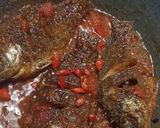 Foto langkah ke 5 dari resep Mujair Goreng Pedas.