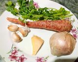 A picture of step 2 of Chicken Stock (yakhni).