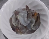 รูปขั้นตอนการทำที่ 2 ของ กระเจี๊ยบเขียวผัดกุ้ง