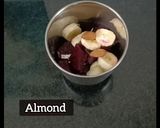 A picture of step 3 of Dragon banana smoothie.