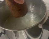 A picture of step 6 of Lenger with tamarind sauce and garlic.