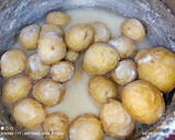 Foto del paso 1 de la receta: Patatas arrugadas especiadas