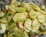 Foto del paso 4 de la receta Alitas de pollo al horno con guarnición